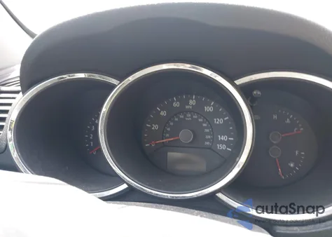 2011 Kia Sorento Lx z USA, uszkodzony, nr VIN 5XYKT3A15BG184261